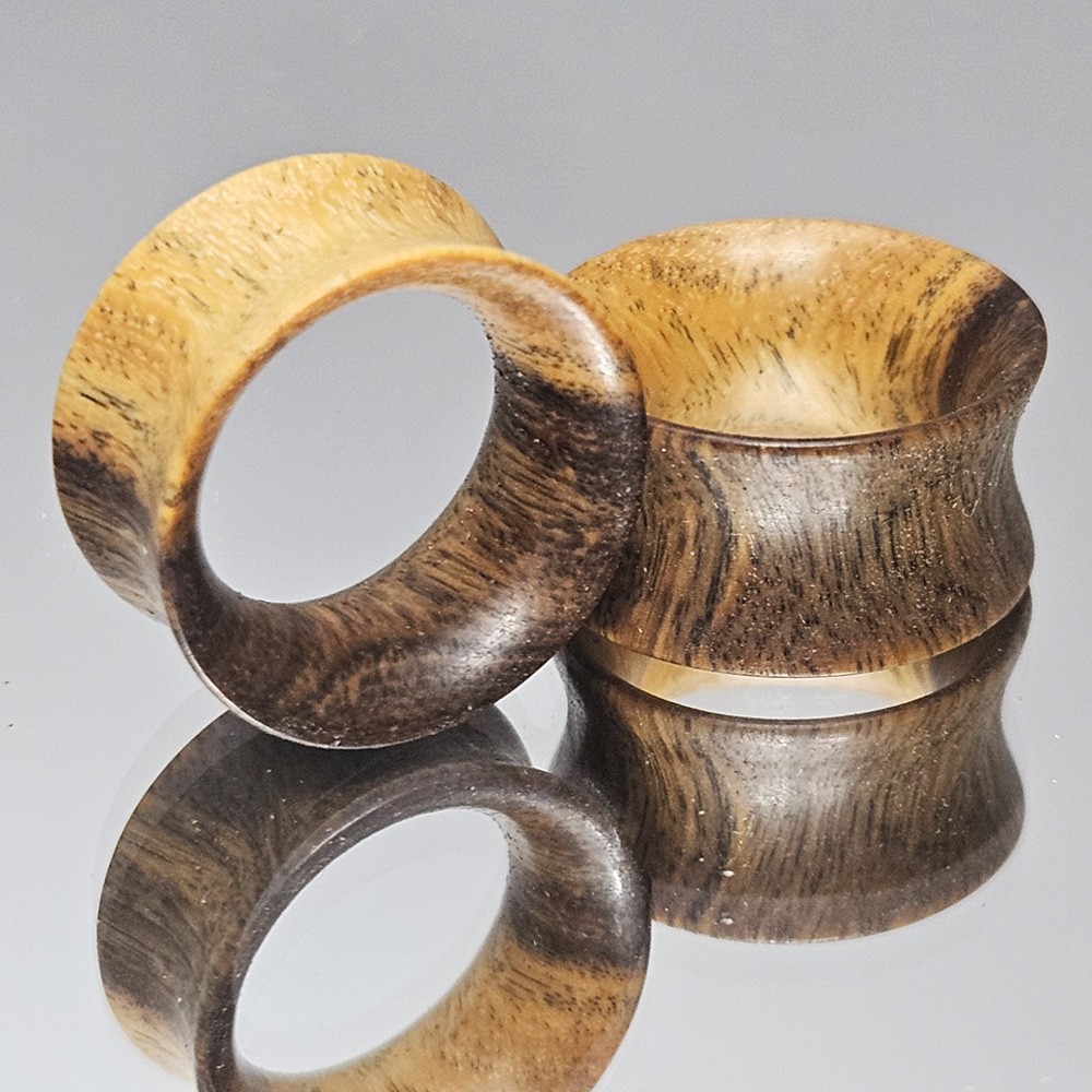 Lignum Vitae Tunnels
